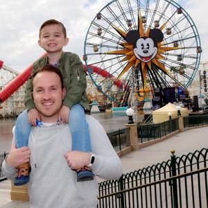 Meet your Posher, Zachary